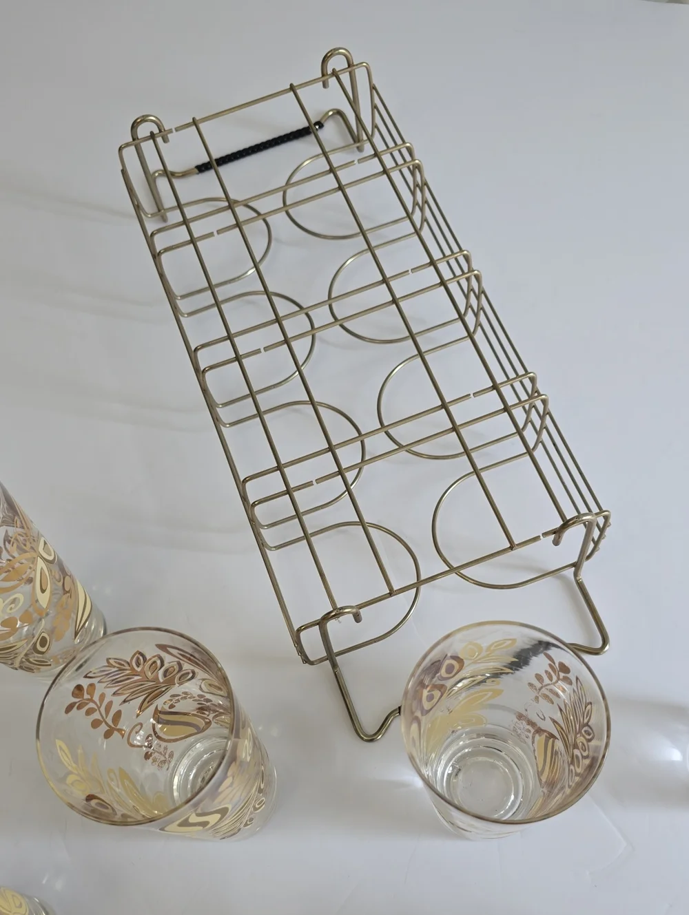 Vintage MCM Set Of 8 Gold Butterfly Leaf Botanical Tumblers With Carrier 12 Oz